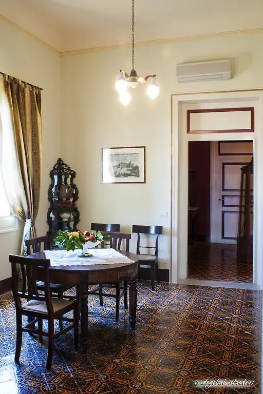 Villa Immacolatella B&B Paceco Italy
